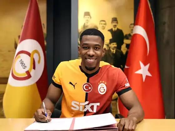 Carlos Cuesta se fue al Galatasaray - Foto: X