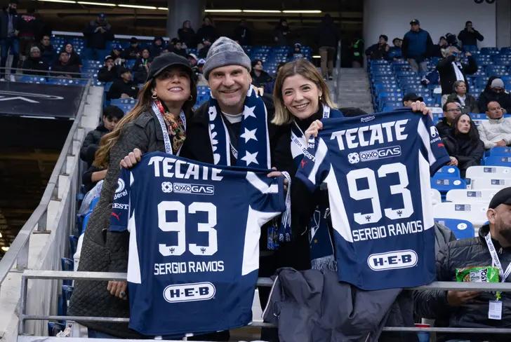 La afición está a tope con su capitán - Foto: X (@Rayados)